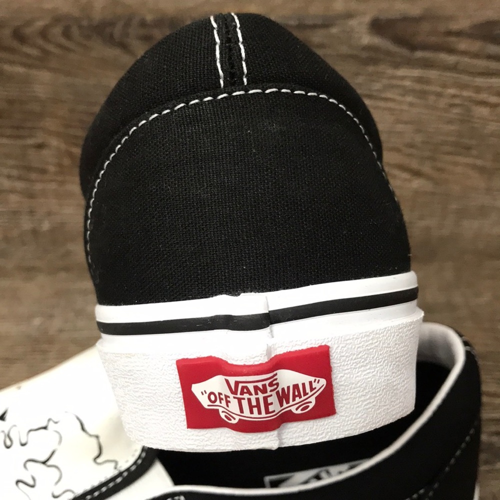 VANS CLASSIC SLIP ON BRAND NEW - Picture 10 of 14